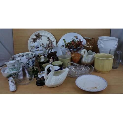 847 - A box lot of ceramics and glassware to include a Torquay 'None of Your Blarney' cream pot and lots m... 