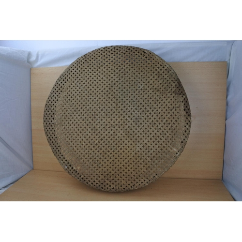 870 - A large handmade antique garden sieve, measuring 23