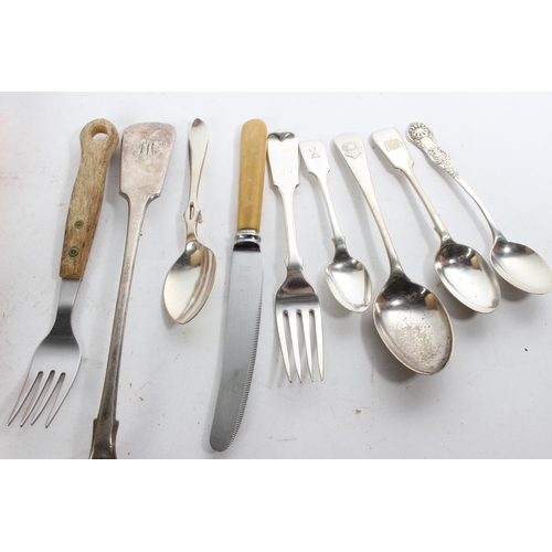 960 - A tray of vintage/ antique silver plated cutlery.