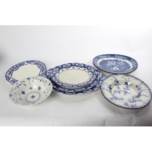 997 - An assortment of blue & white pottery.