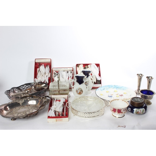 998 - An assortment of various ceramics & glassware etc.