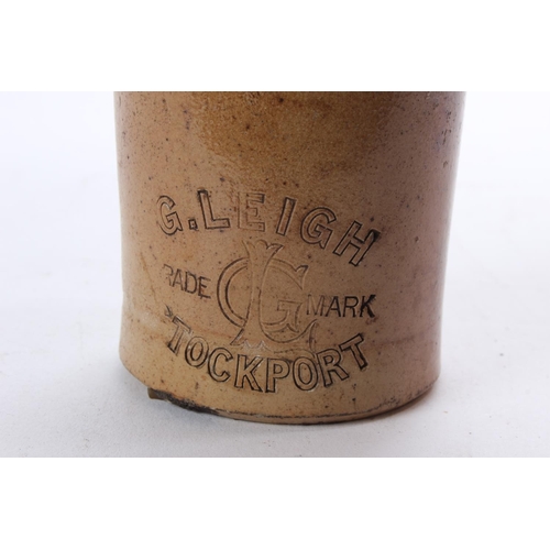 145 - An antique G Leigh, Stockport 1901 Lovatt stoneware beer bottle.