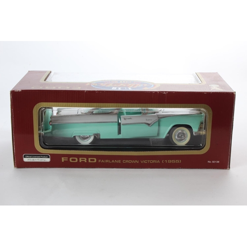 237 - A boxed Road Legends Ford Fairlane Crown Victoria 1955 collectors car.