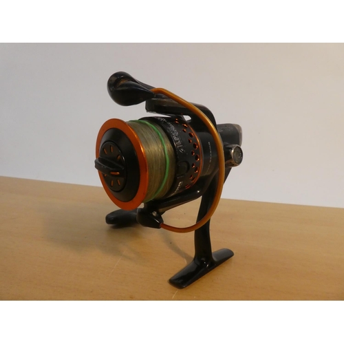 125 - An Alpax 400d FD fishing reel.