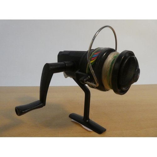 126 - A Shakespeare 2000-020 fishing reel.