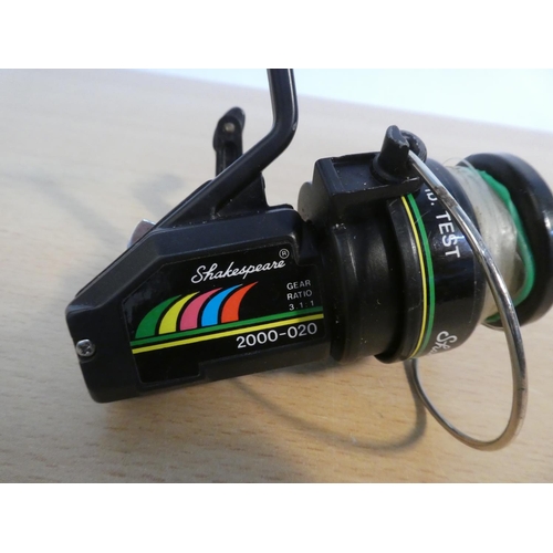 126 - A Shakespeare 2000-020 fishing reel.