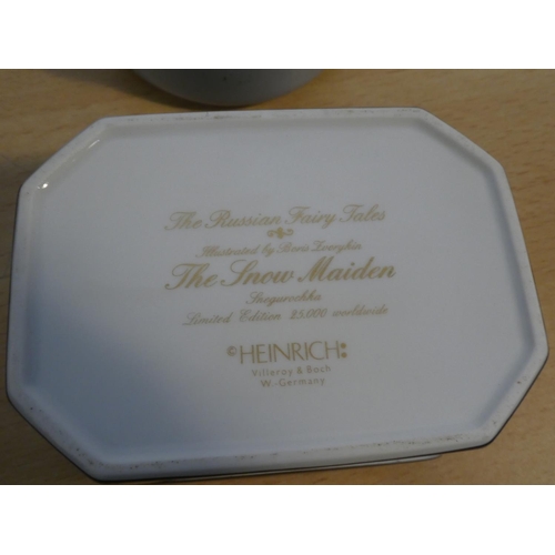 73 - A collection of enamel and ceramic boxes to include a limited edition Villeroy & Boch Heinrich 'The ... 