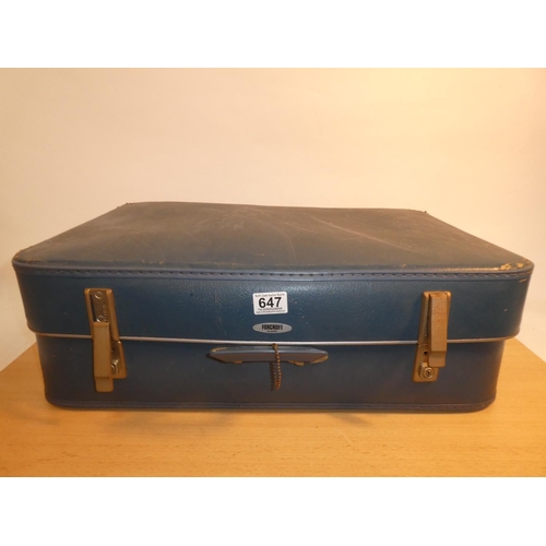 647 - A vintage Foxcroft suitcase.