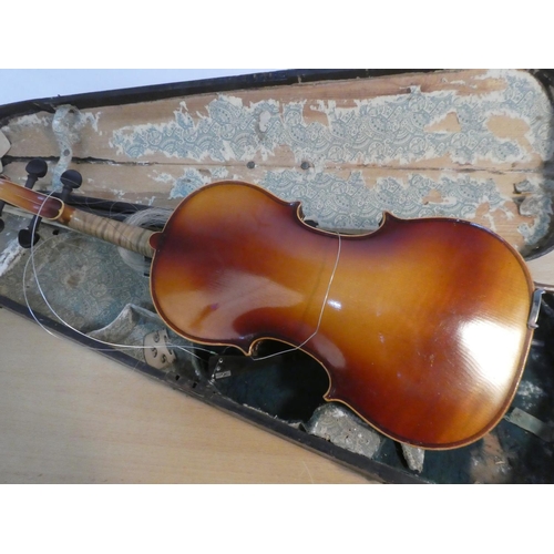 653 - An Antonius Stradivarius violin for restoration and case, made in German.