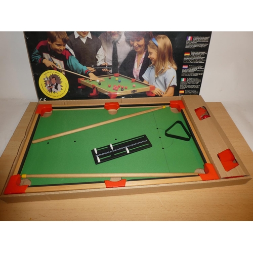 676 - A vintage boxed Pot Black Limited 'Snooker Table'.