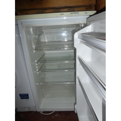 682 - An Iceline R436 undercounter fridge.