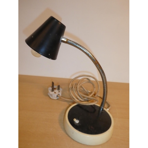 704 - A vintage spotlight desk lamp.