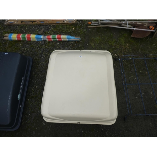 65 - A car roof Box