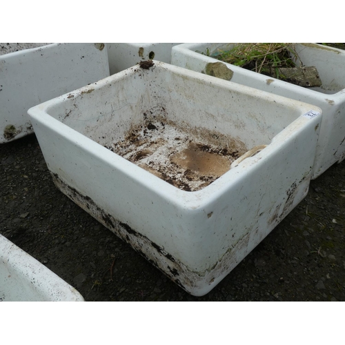 73 - A vintage Belfast sink.