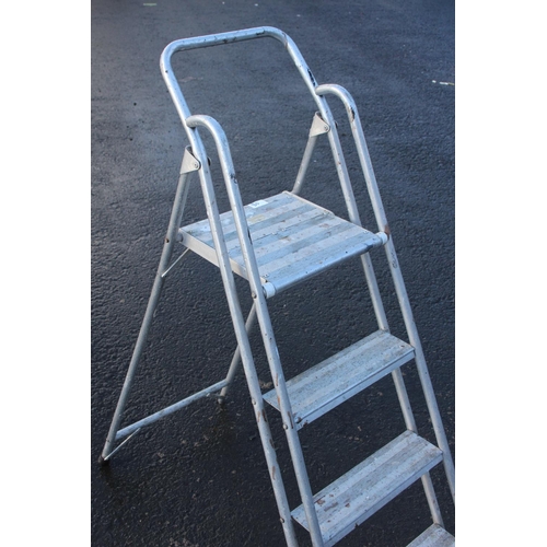 30 - A metal step-ladder.