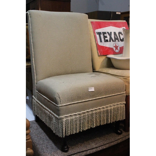 223 - A vintage upholstered nursing/bedroom chair.