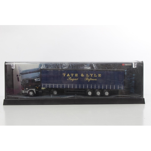 270 - A cased Corgi Limited Edition Tate & Lyle Sugar Refiners 75402 Leyland DAF Curtainside (a/f case is ... 