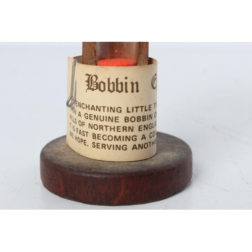 480 - A vintage bobbin egg timer.