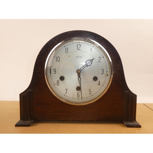 103 - A vintage Smiths mantle clock.