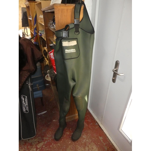 157 - A pair of Snowbee Prestige waders, size 44.