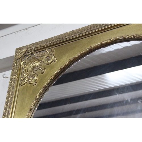 141 - A stunning large mirror with decorative gilt frame, measuring approx 40x49.5inches