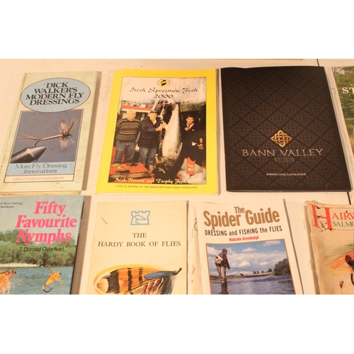 402 - A lot of fishing booklets including Hairwing Salmon Flies, The Hardy Book of Flies, Birds of Town an... 