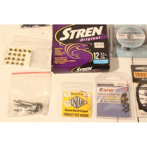 423 - A job lot of fishing accessories to include a Lureflash Strike Indicator, a pack of Fluorocarbon, a ... 