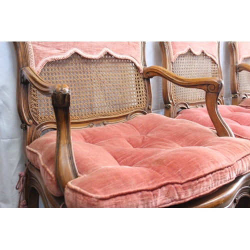 204 - A stunning set of 6 antique style French Berger dining chairs, to include 2 carvers.