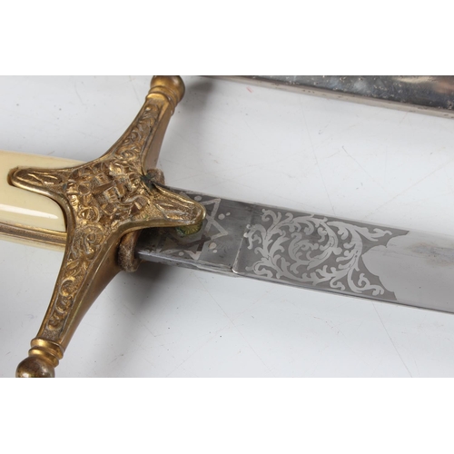 212 - A stunning antique 1831 Pattern Officer’s Mameluke Sword, with GR & Crown to blade, manufactured by ... 