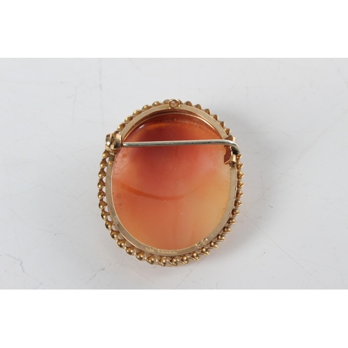 228 - A stunning cameo brooch in 9ct gold mount.