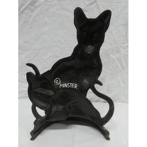 317 - A cast iron cat doorstop.