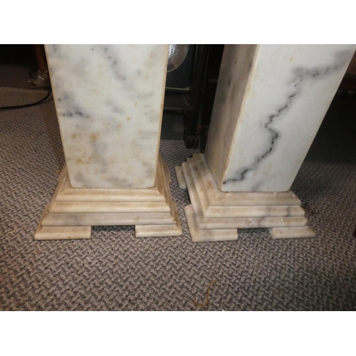 353 - A stunning pair of antique/ Art Deco marble pedestals, measuring 30x30x96cm.(In need of some restora... 