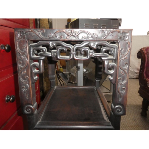 359 - A stunning antique Chinese occasional table ,with carved hardwood frame & marble top. 42x31x81cm.