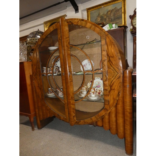 A stunning antique/ Art Deco circular display cabinet, measuring 49x54x12inches.