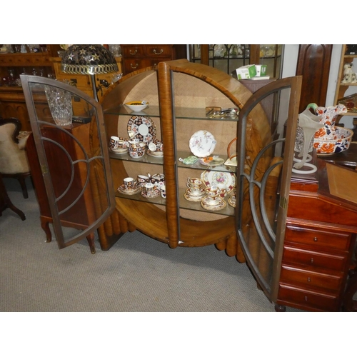 385 - A stunning antique/ Art Deco circular display cabinet, measuring 49x54x12inches.