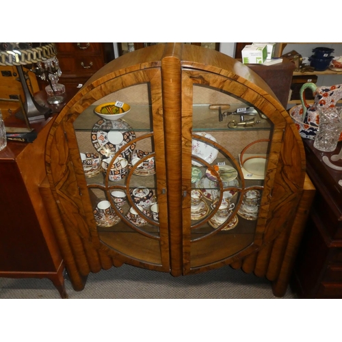 385 - A stunning antique/ Art Deco circular display cabinet, measuring 49x54x12inches.