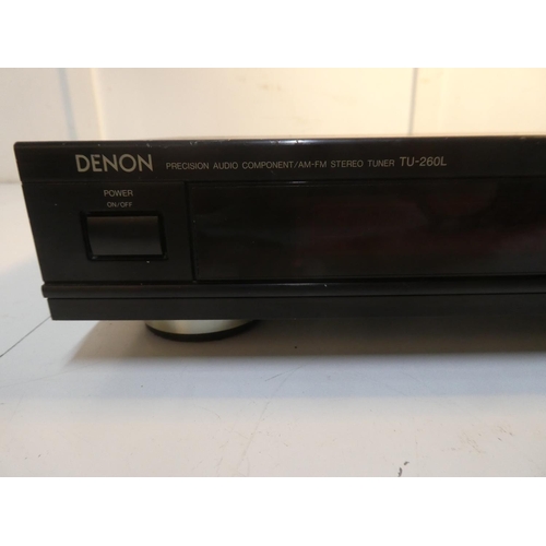 448 - A Denon TU-260L Precision Audio Component AM-FM Stereo Tuner.