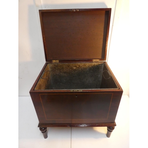 452 - A stunning antique Georgian cellarette, on turned legs, with inlaid design, recessed brass handles &... 