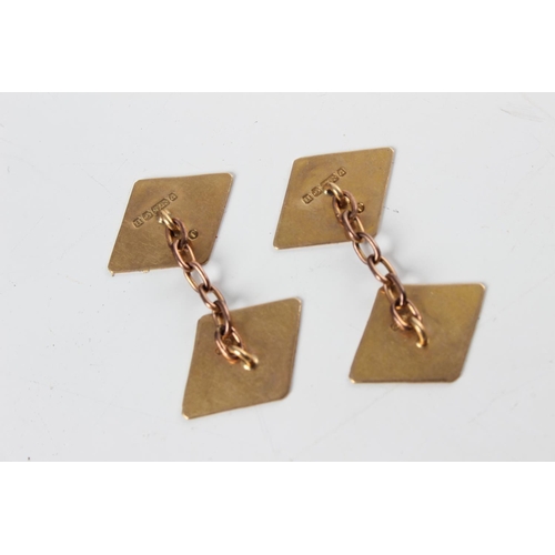 274 - A pair of 9ct gold cufflinks, monogramed R.W.