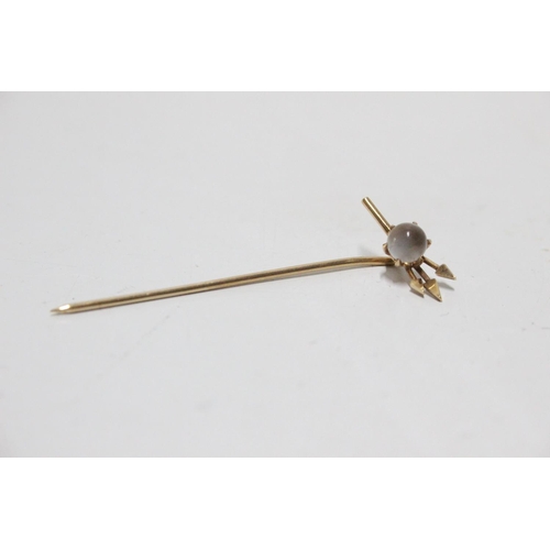 277 - A stunning 9ct gold tie pin with