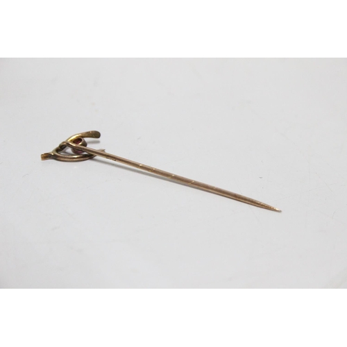 280 - A stunning 9ct gold tie pin with