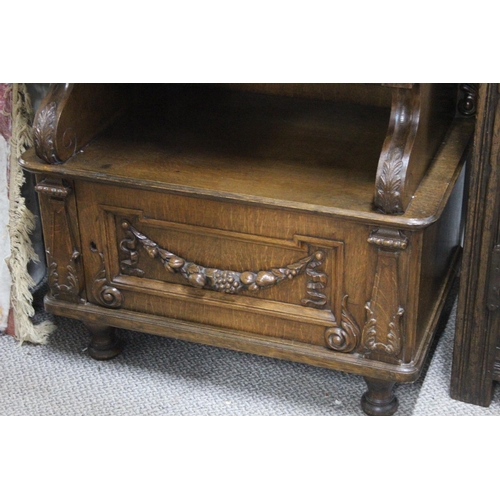 485 - A stunning antique shelving unit with decorative carved panels,  30x19x41inches.