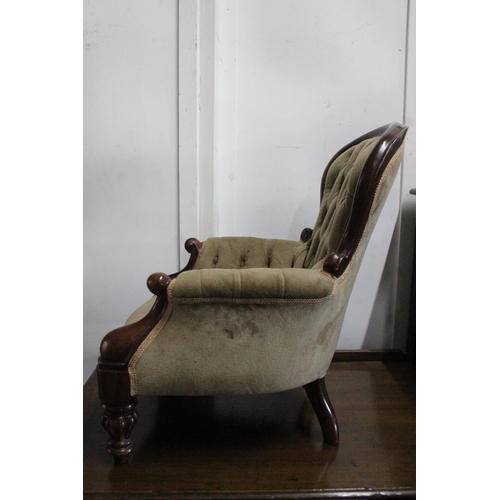 500C - A stunning antique mahogany deep button backed miniature armchair. Measuring approx 21.5inches tall.