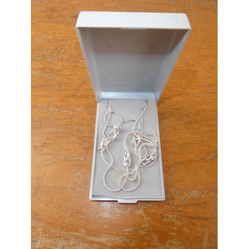 102 - A Sterling Silver 28