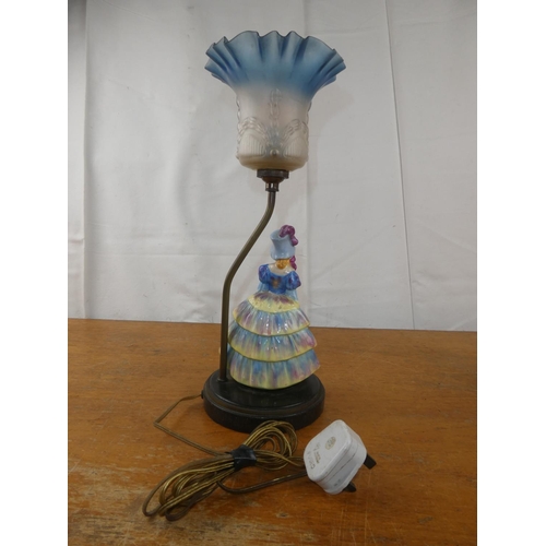 135 - A Royal Doulton figure table lamp.