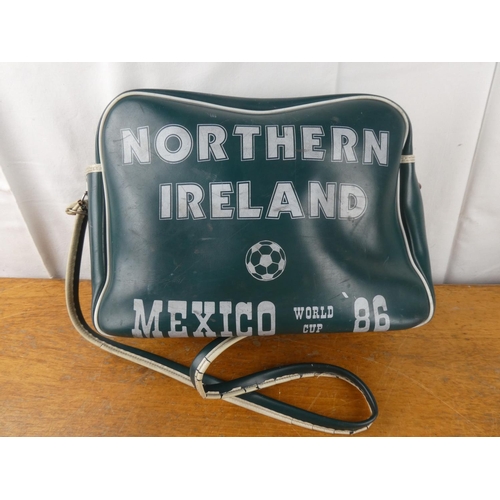 148 - A vintage Northern Ireland Mexico World Cup '86 bag.