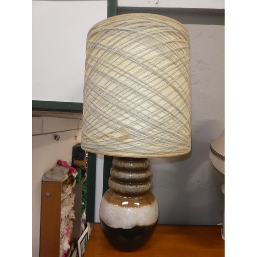 247 - A stunning large vintage table lamp, measuring