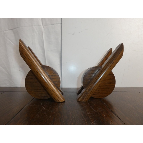 170 - A pair of antique oak Art Deco bookends