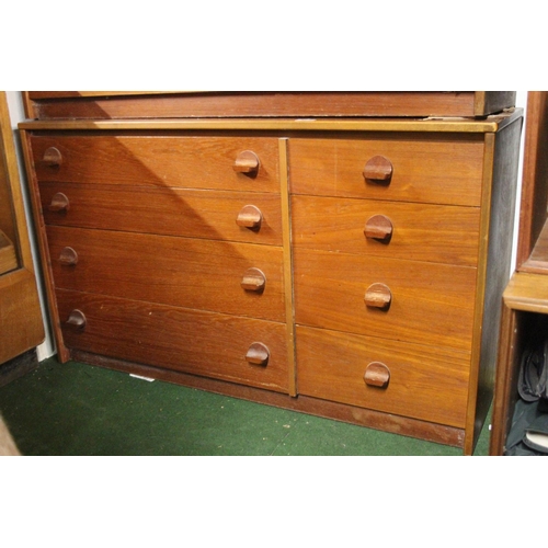 364 - A mid-century chest of eight drawers, measuring 17