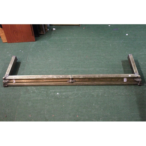 378 - An antique brass fender, inside measurements 133cm x 32cm approximately.